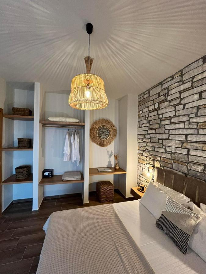Peri Elxis Luxury Suites Mourésion 외부 사진