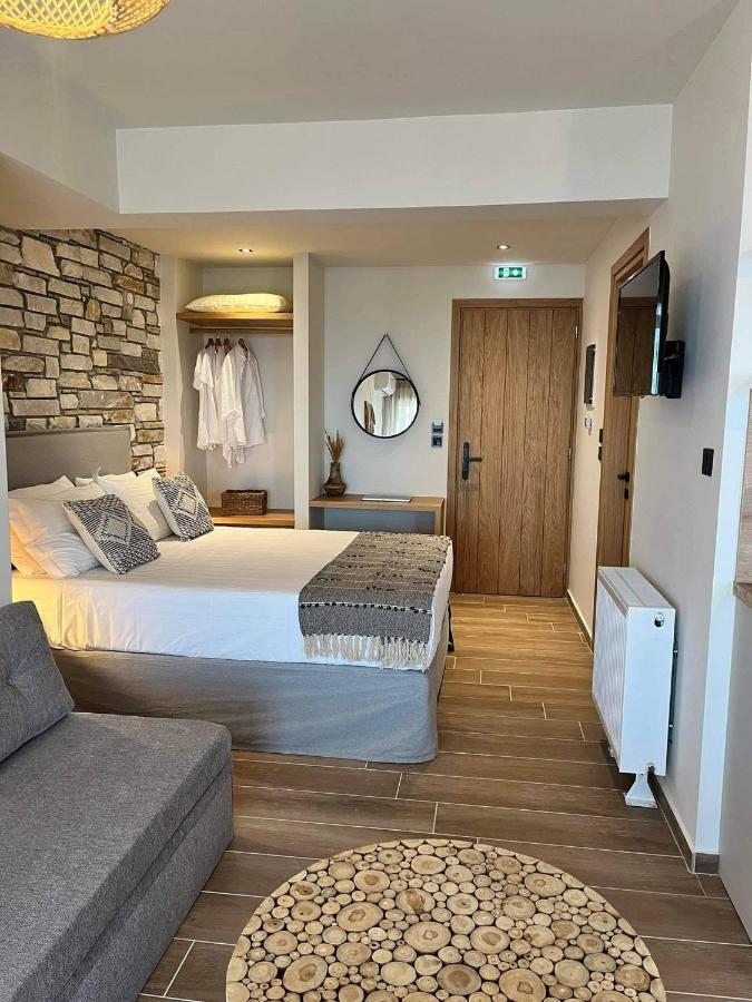 Peri Elxis Luxury Suites Mourésion 외부 사진