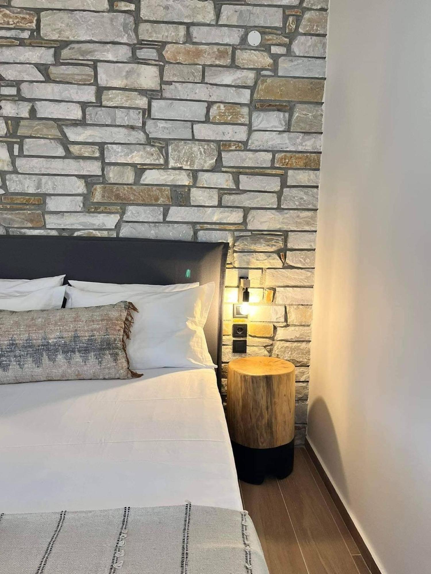 Peri Elxis Luxury Suites Mourésion 외부 사진