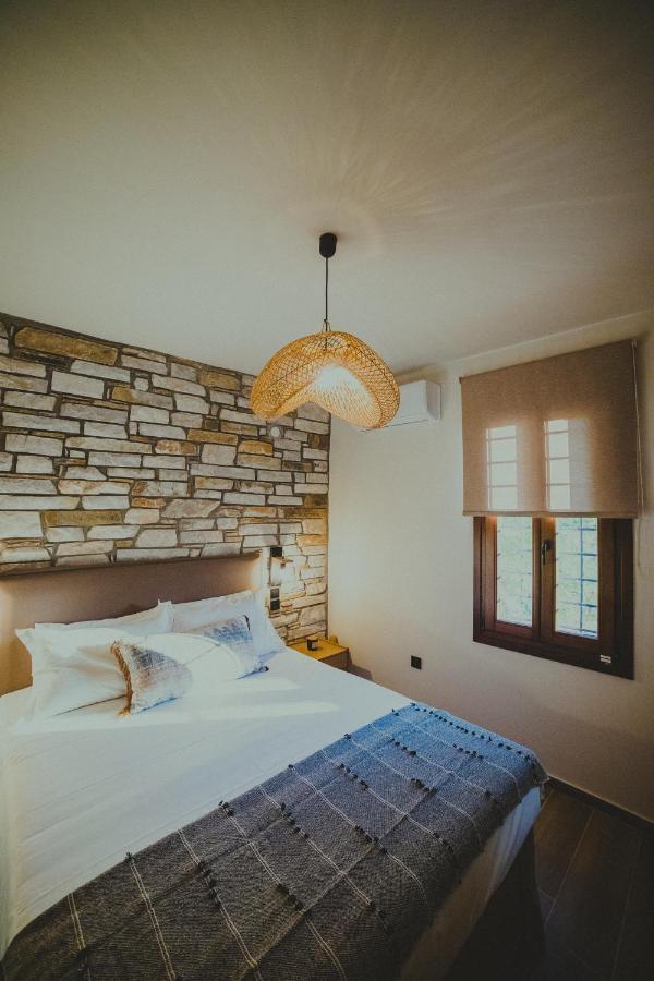 Peri Elxis Luxury Suites Mourésion 외부 사진