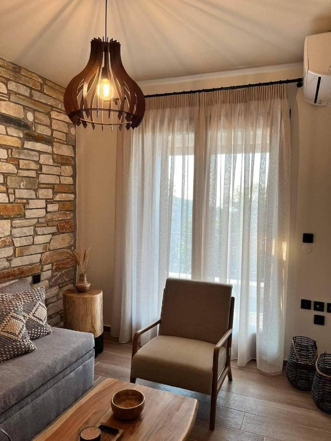 Peri Elxis Luxury Suites Mourésion 외부 사진