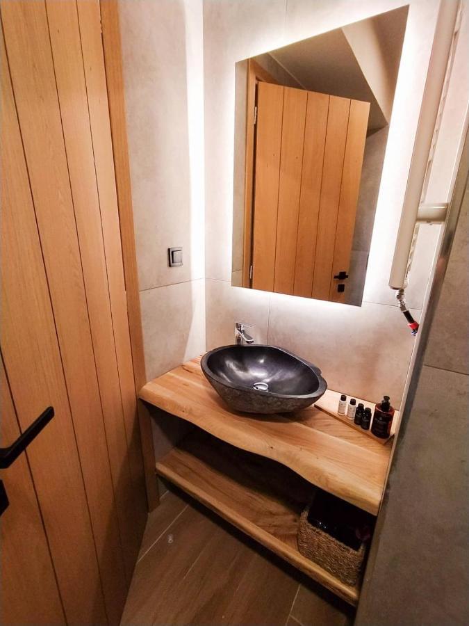 Peri Elxis Luxury Suites Mourésion 외부 사진